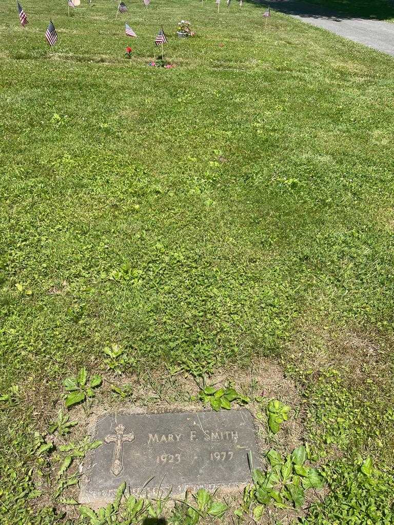 Mary F. Smith's grave. Photo 2