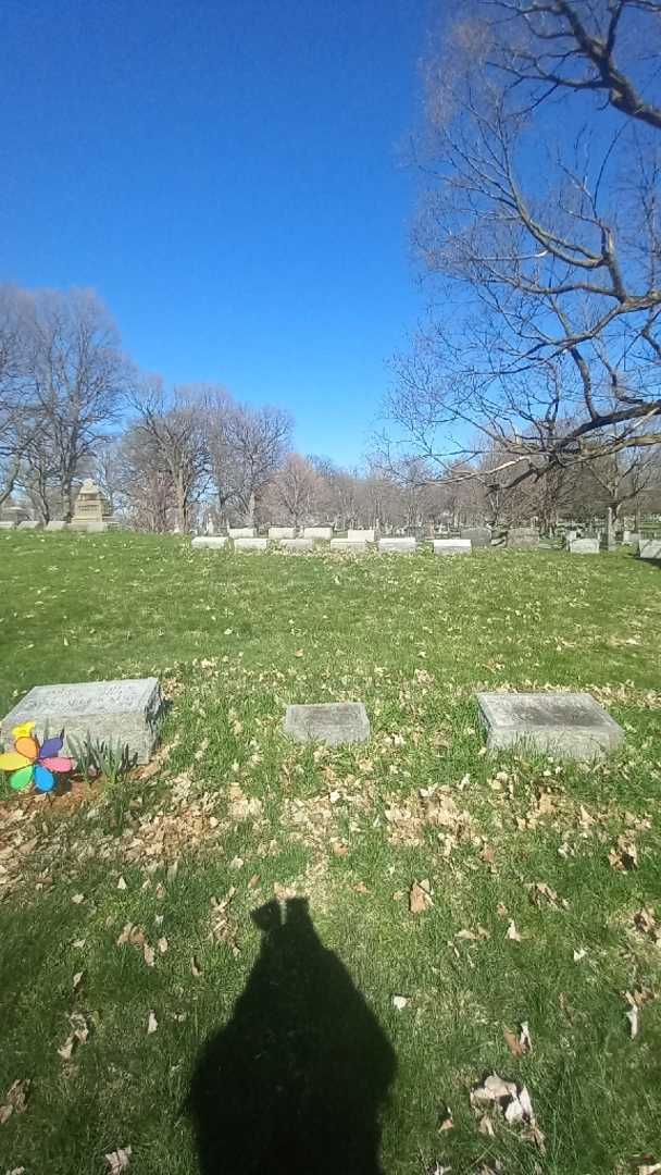 Grace Susan Reid's grave. Photo 1