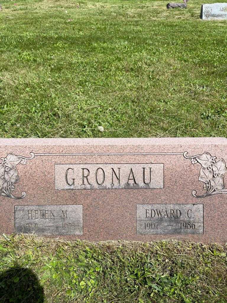 Edward C. Gronau's grave. Photo 3