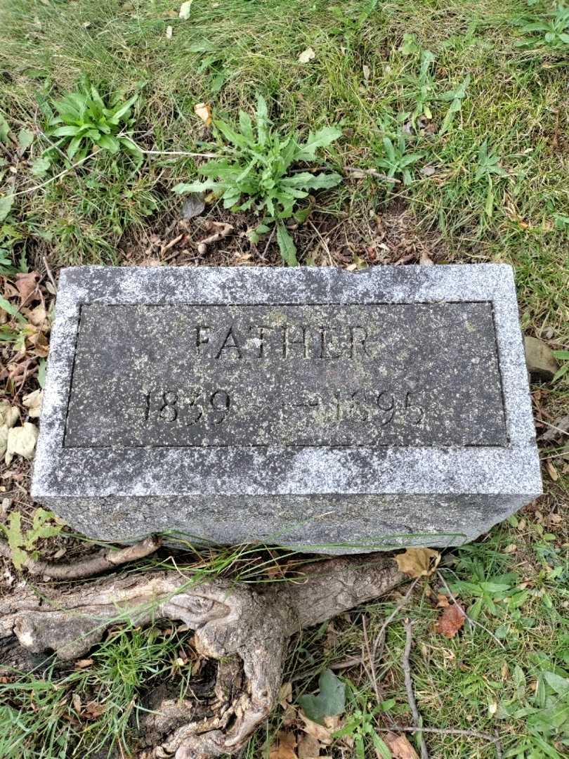Christopher Riley's grave. Photo 4