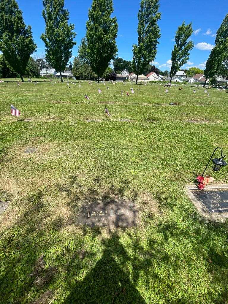 Leta M. Ware's grave. Photo 1