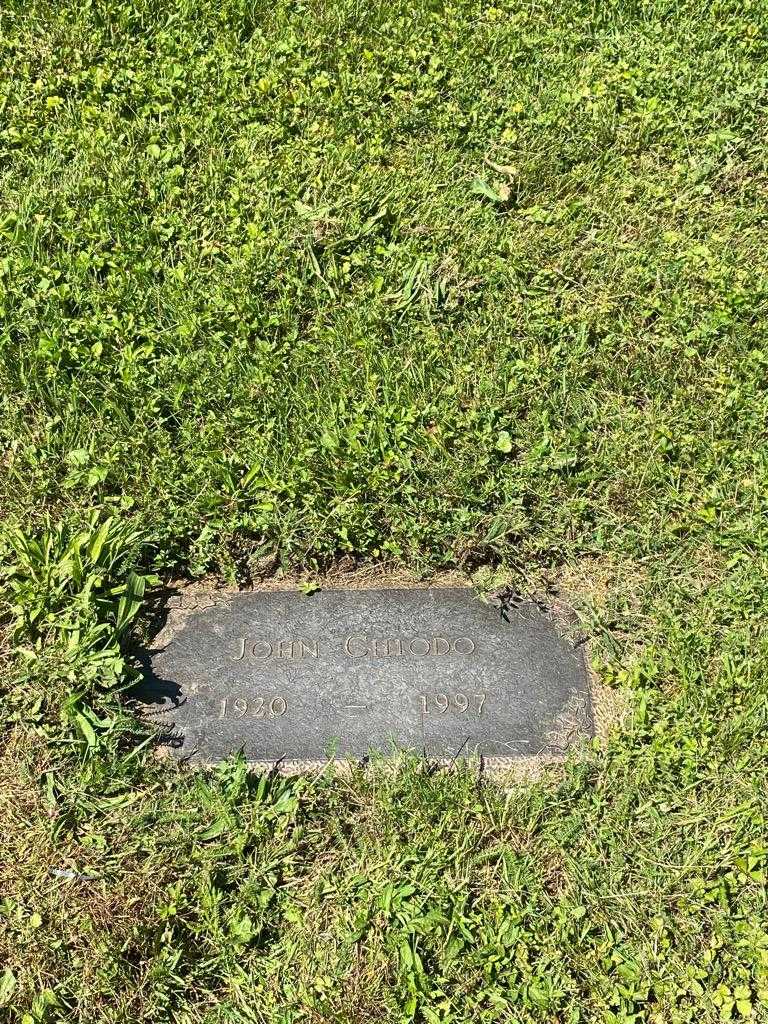 John Chiodo's grave. Photo 3