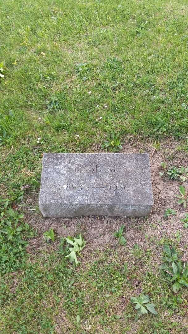 Rose M. Thornton's grave. Photo 3