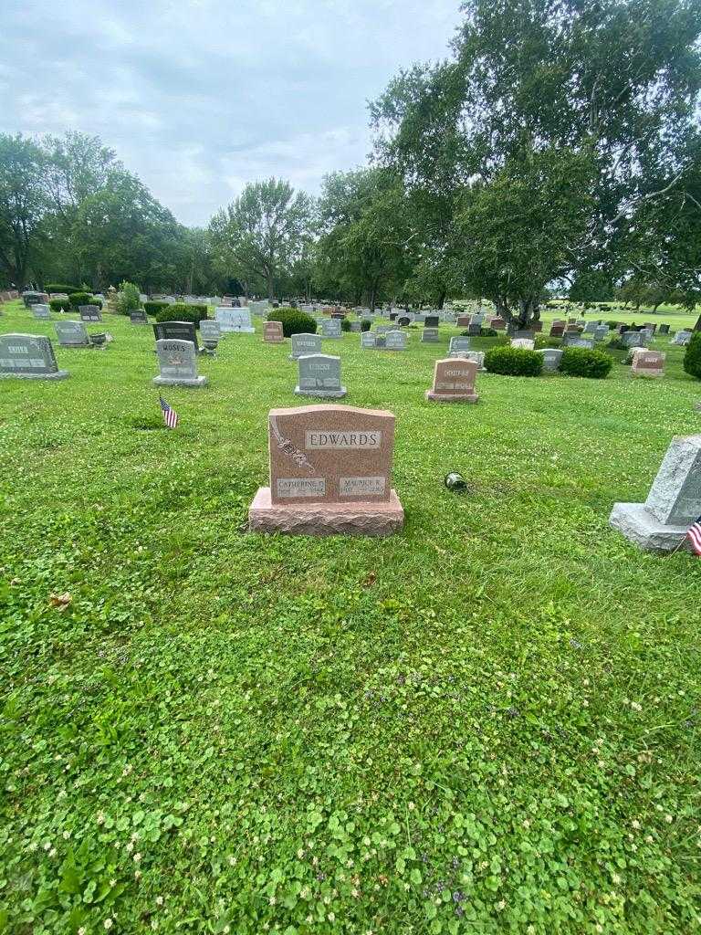 Catherine O. Edwards's grave. Photo 1