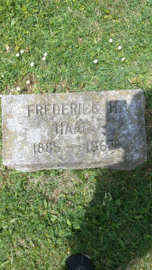 Frederick H. "Fred" Haag's grave. Photo 3