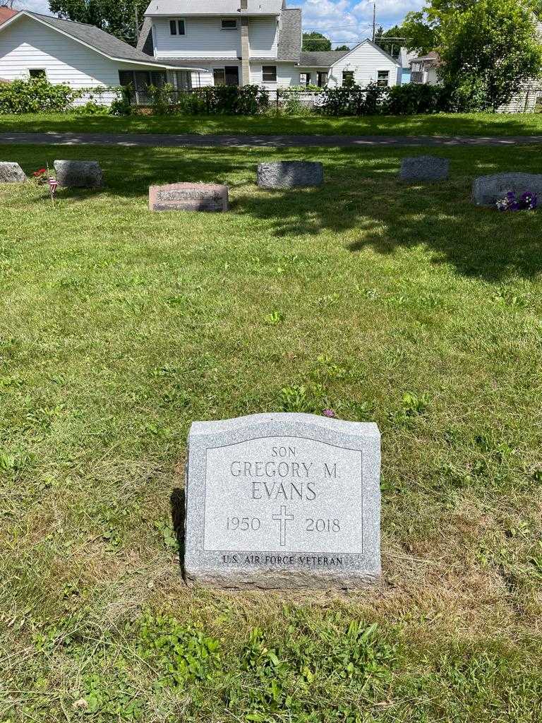 Gregory M. Evans's grave. Photo 2