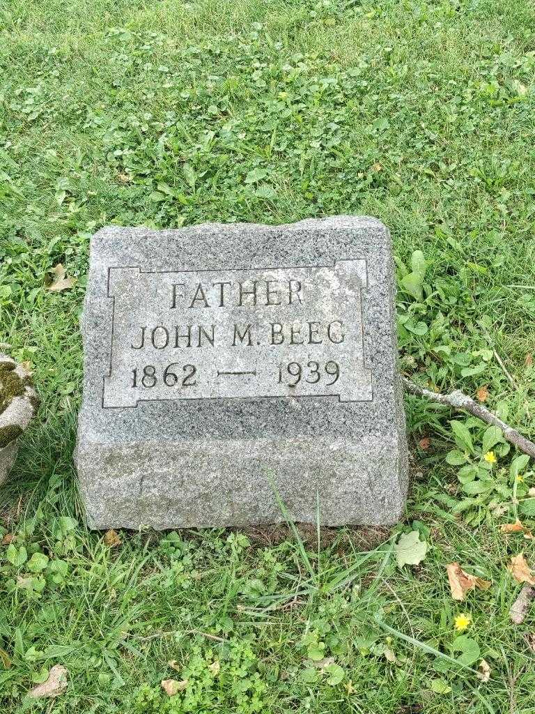 John M. Beeg's grave. Photo 3