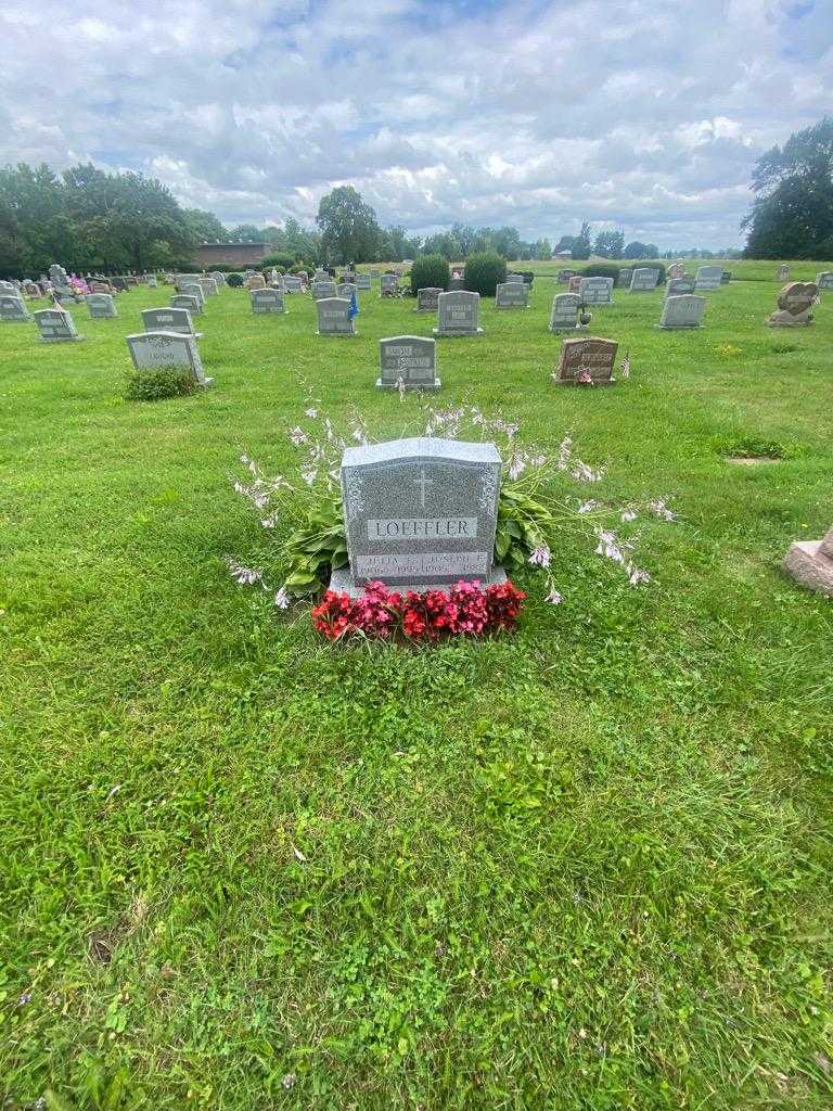 Joseph F. Loeffler's grave. Photo 1