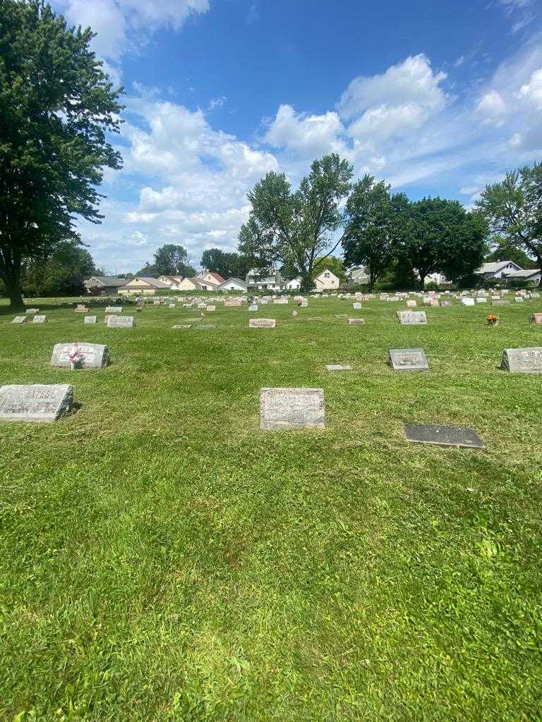 Thomas H. Clark's grave. Photo 1