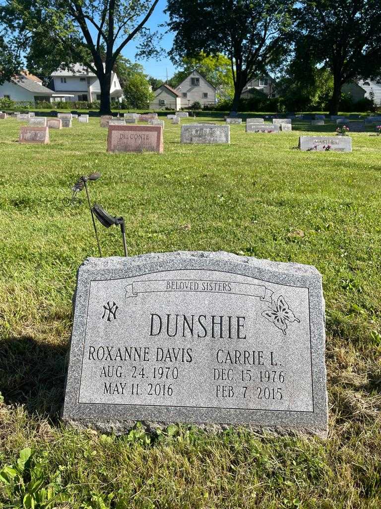 Carrie L. Dunshie's grave. Photo 3