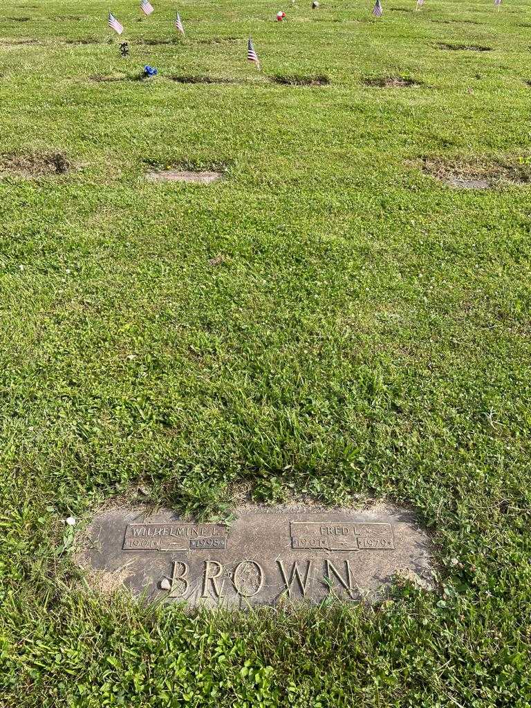 Wilhelmine L. Brown's grave. Photo 2