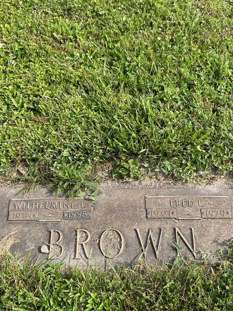 Wilhelmine L. Brown's grave. Photo 3