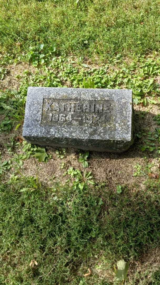 Katherine Yaeckel's grave. Photo 2