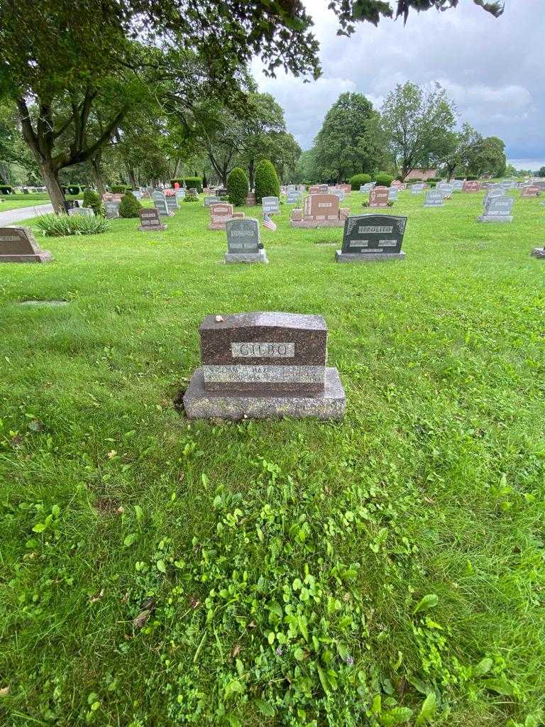 Hazel Gilbo's grave. Photo 1