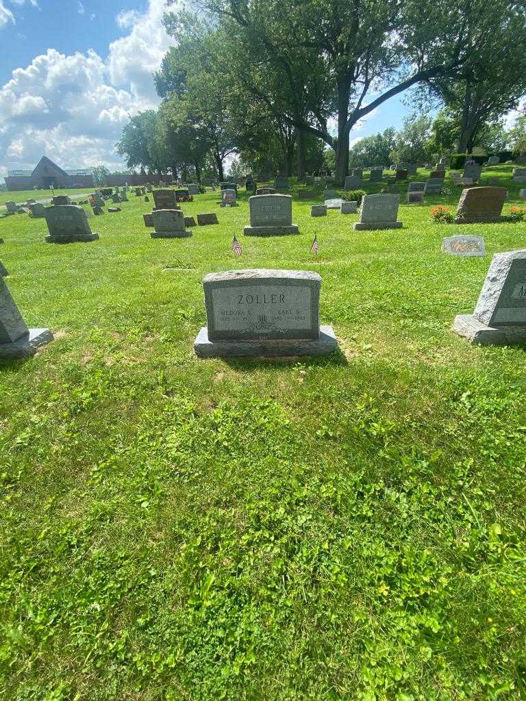 Earl S. Zoller's grave. Photo 1