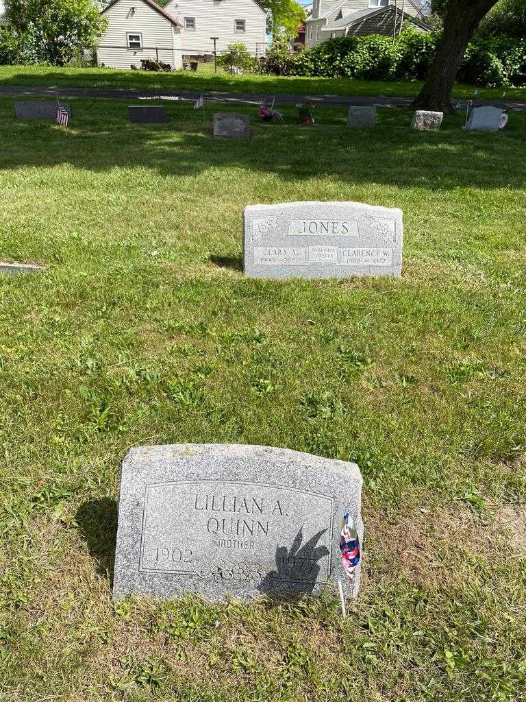 Lillian A. Quinn's grave. Photo 2