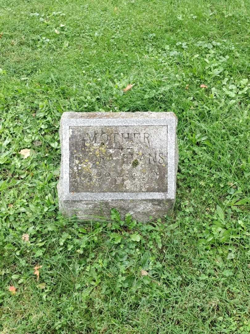 Flora E. Evans's grave. Photo 2