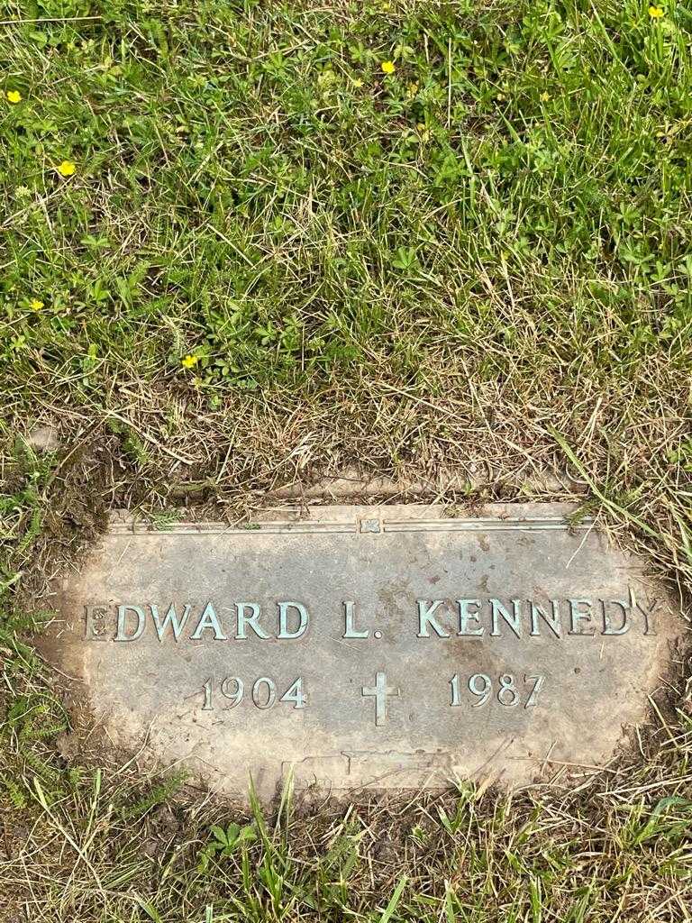 Edward L. Kennedy's grave. Photo 3