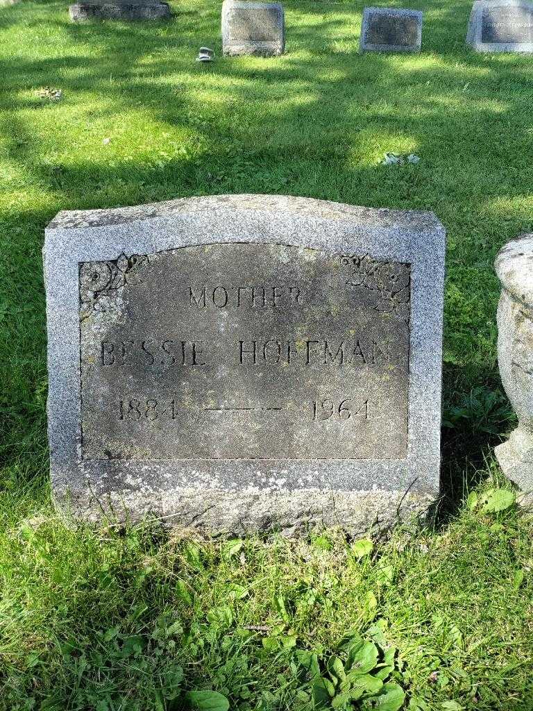 Bessie M. Hoffman's grave. Photo 2