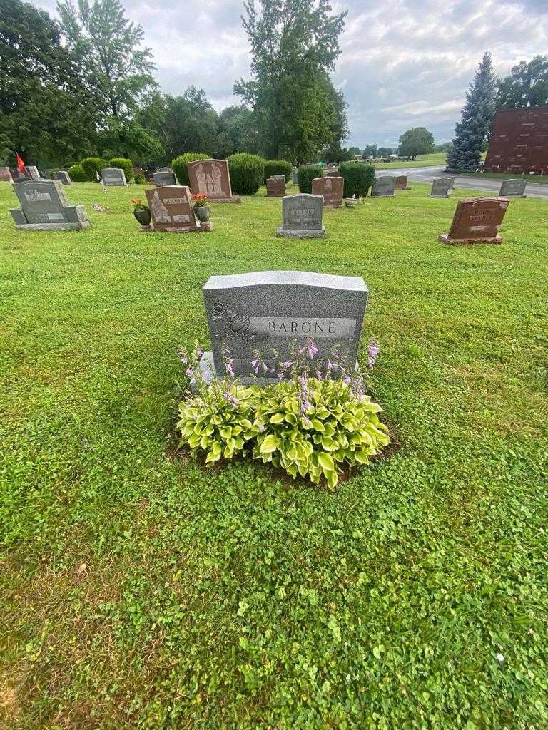 Rose J. Barone's grave. Photo 1