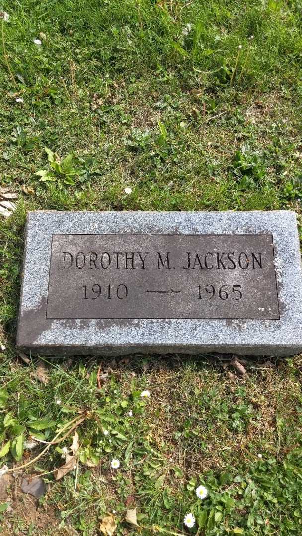 Dorothy M. Jackson's grave. Photo 4