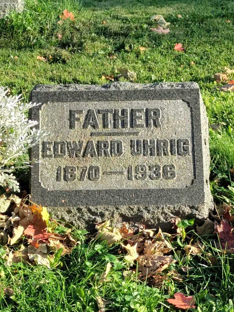 Edward Uhrig's grave. Photo 3