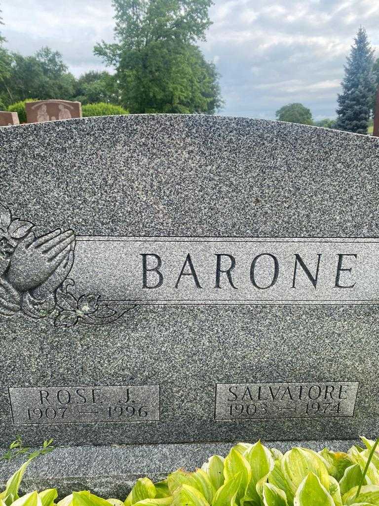 Rose J. Barone's grave. Photo 3