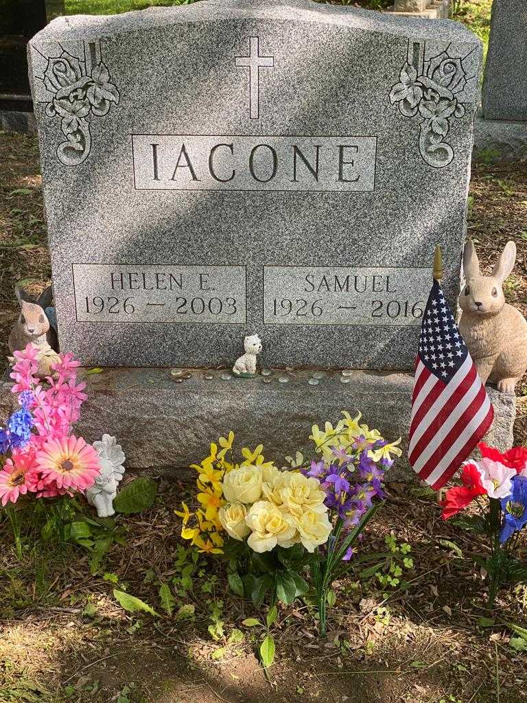 Helen E. Iacone's grave. Photo 3