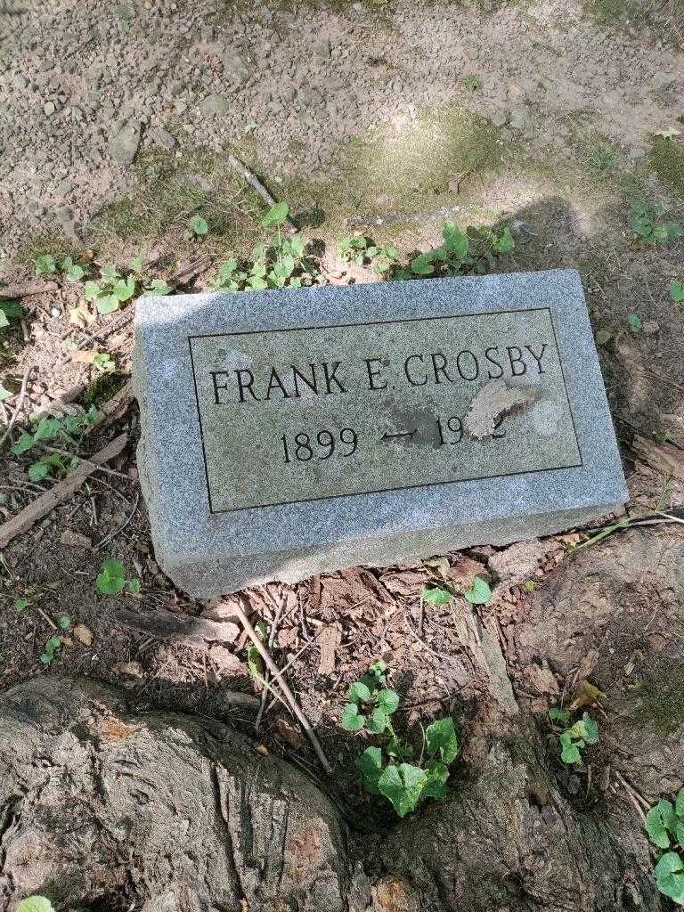 Frank E. Crosby's grave. Photo 2