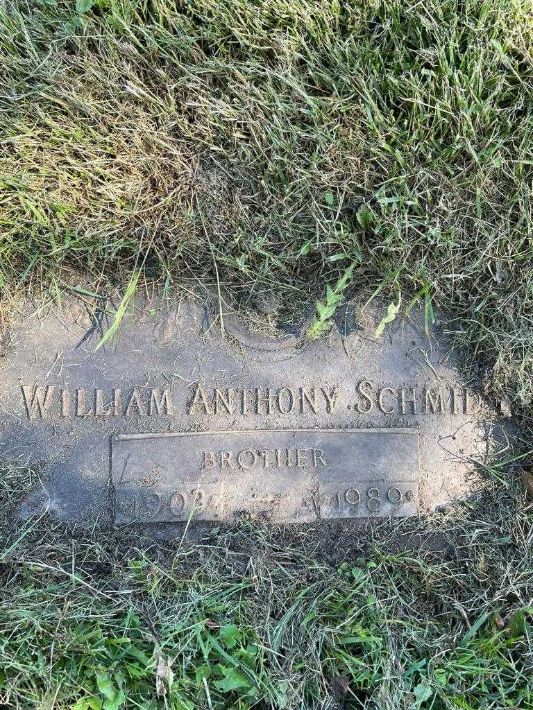 William Anthony Schmidt's grave. Photo 3