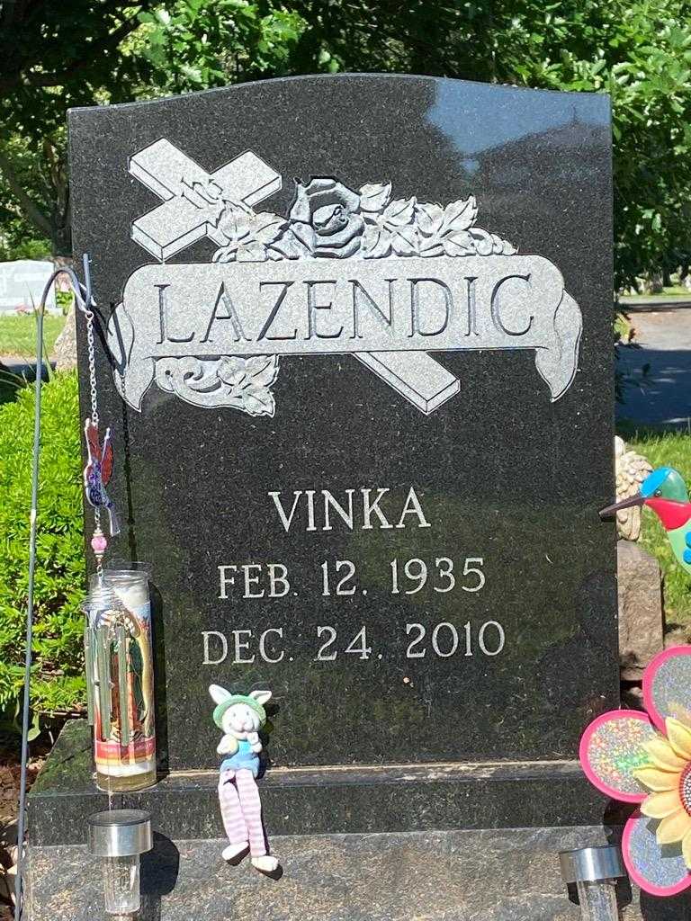 Vinka Lazendic's grave. Photo 3