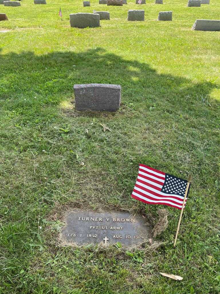 Turner V. Brown's grave. Photo 2