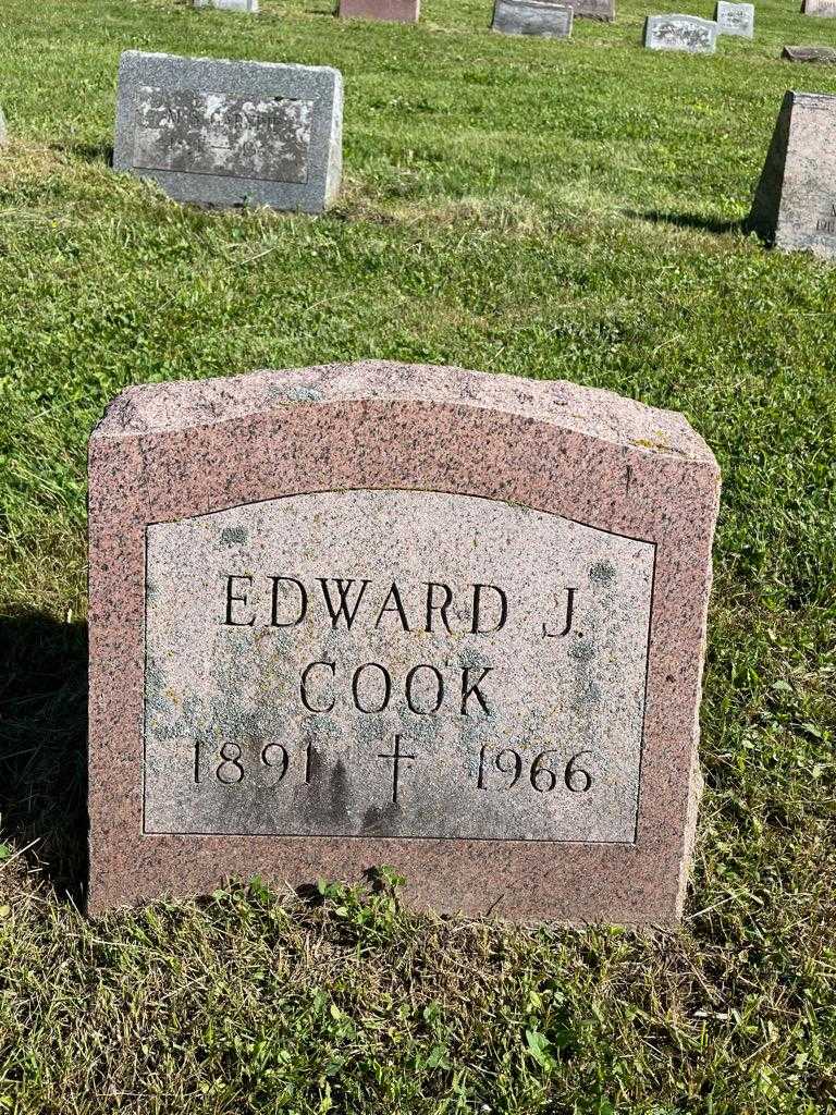 Edward J. Cook's grave. Photo 3