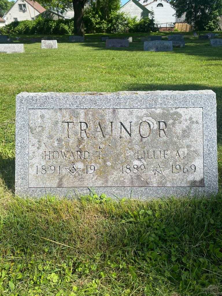 Lillie A. Trainor's grave. Photo 3