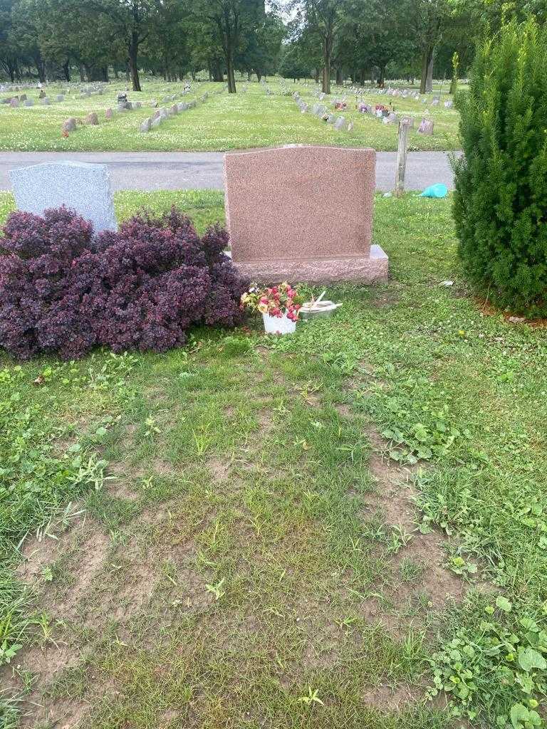 Vasko Sekovski's grave. Photo 2