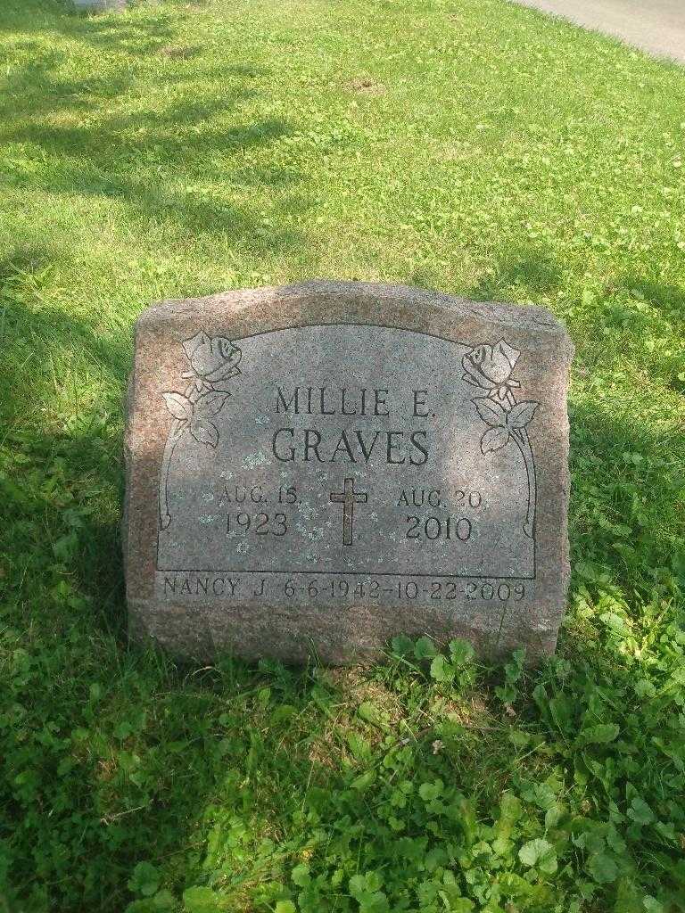 Nancy J. Graves's grave. Photo 2