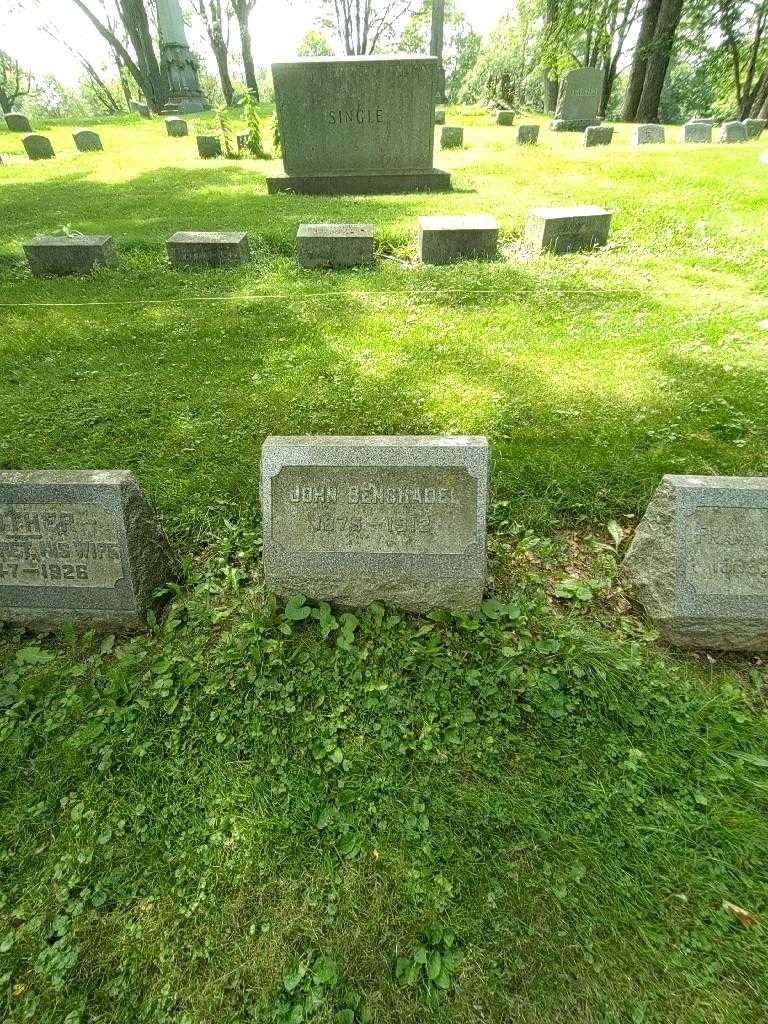 John Benshadel's grave. Photo 1